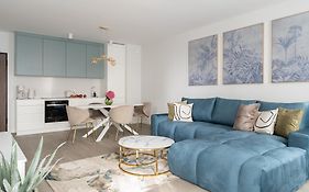 Lion Apartments - Premium Apartments With Parking In The Center Of Gdansk